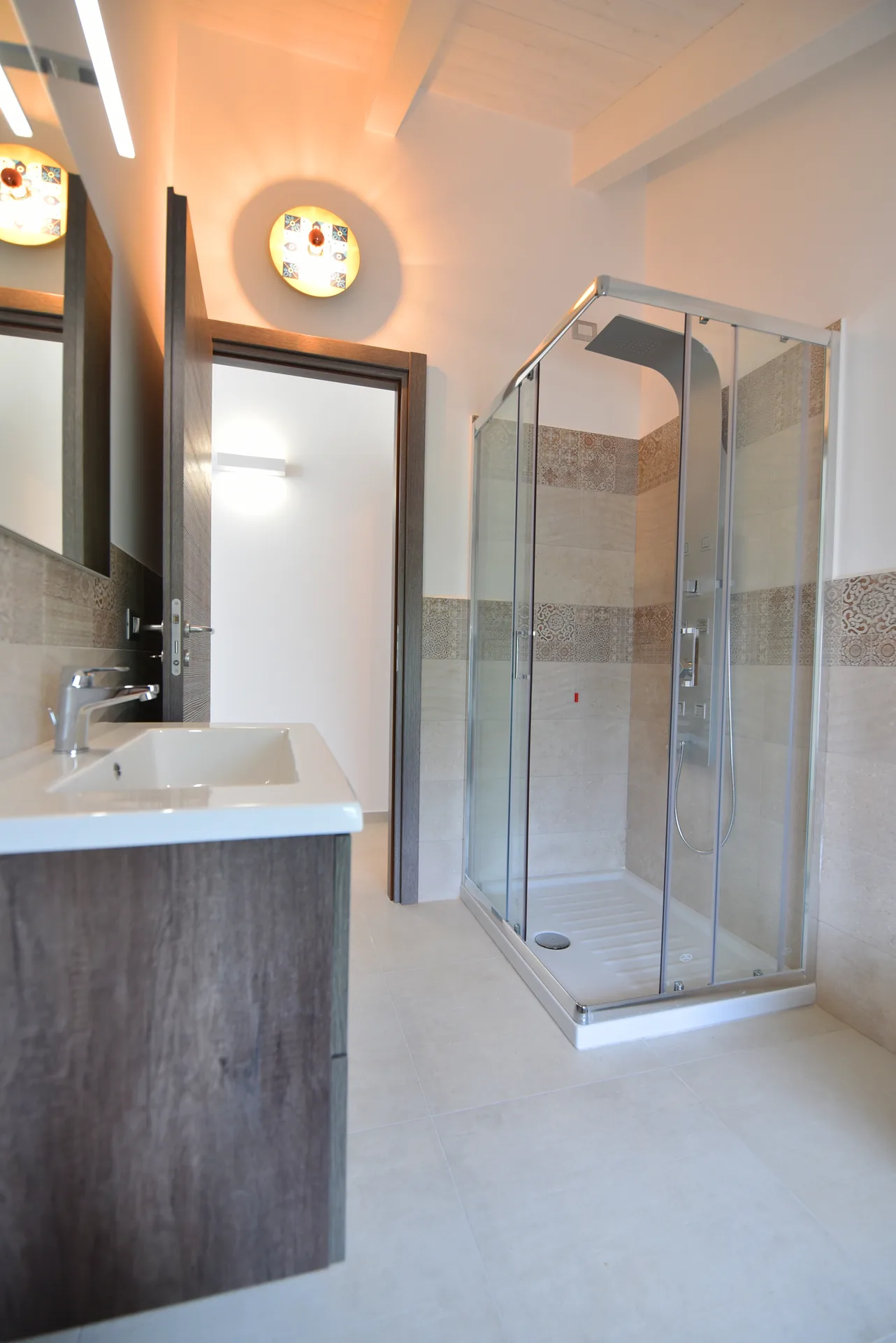 Box doccia moderno in cristallo
